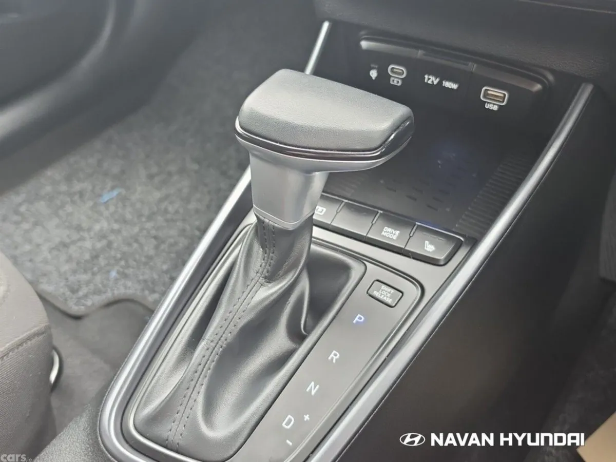 Hyundai Bayon Estate, Petrol, 2024, Red