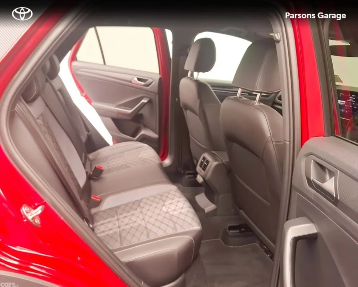 Volkswagen T-Roc Estate, Diesel, 2024, Red
