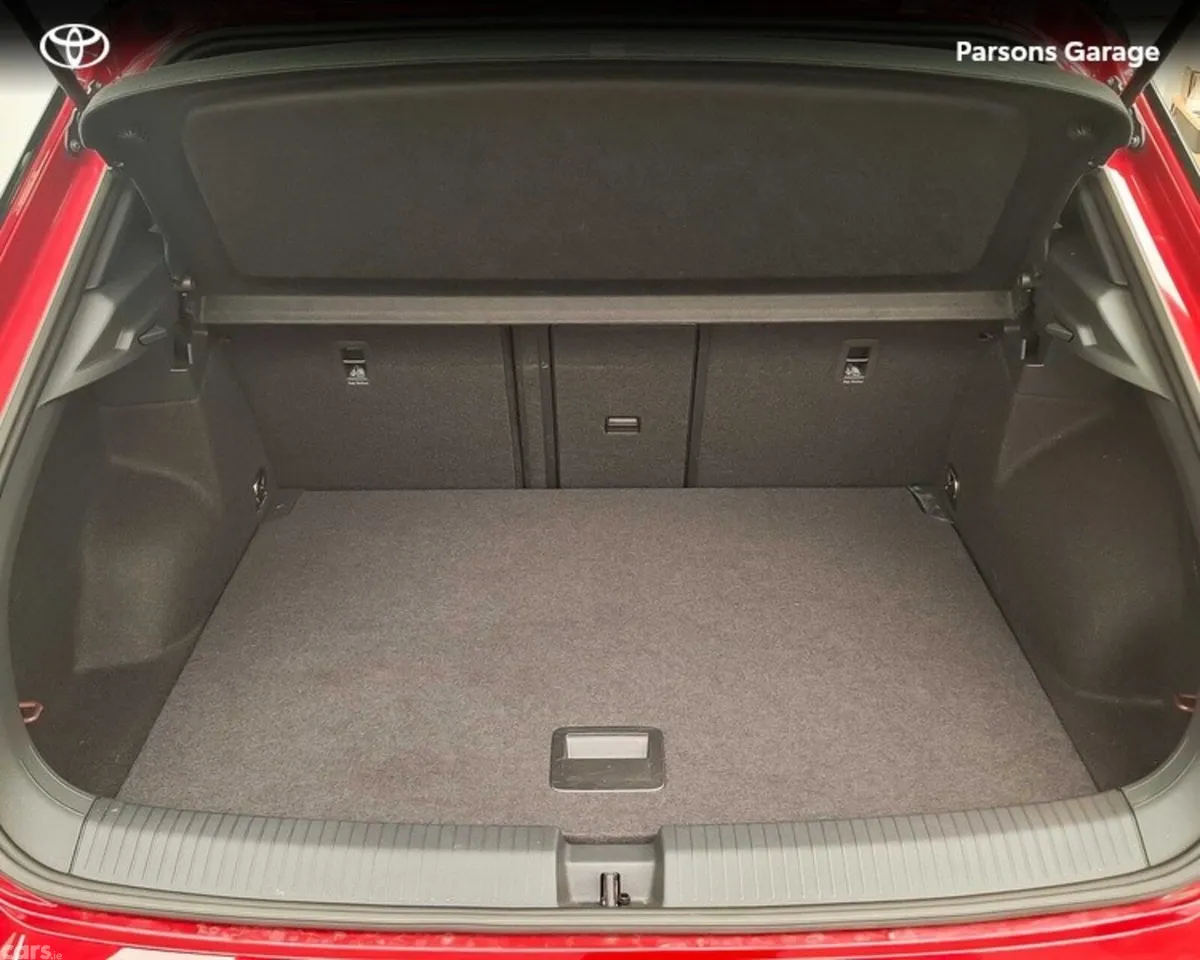 Volkswagen T-Roc Estate, Diesel, 2024, Red