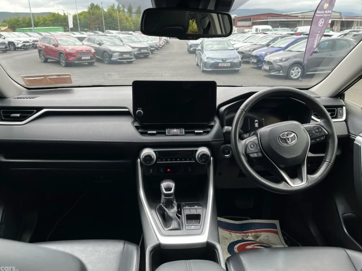 Toyota RAV4 SUV, Petrol Hybrid, 2023, Black