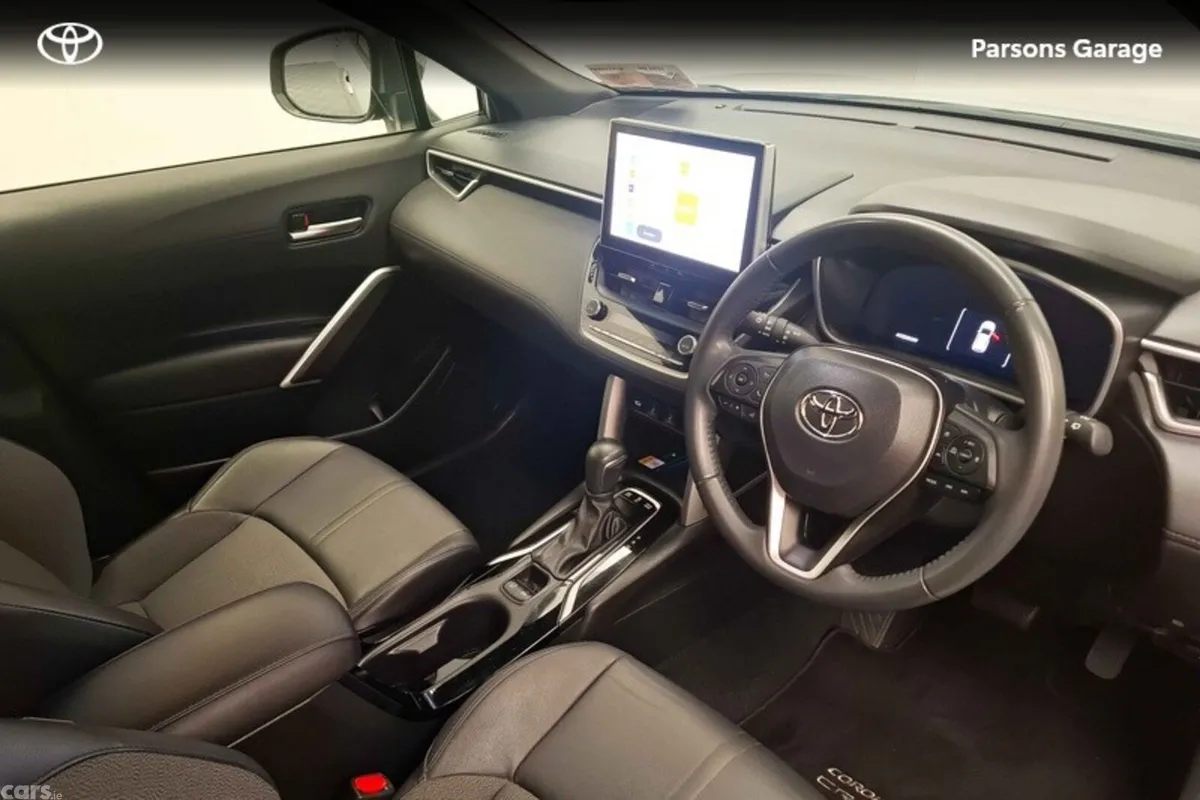 Toyota Corolla Cross Hatchback, Petrol Hybrid, 2024, Silver