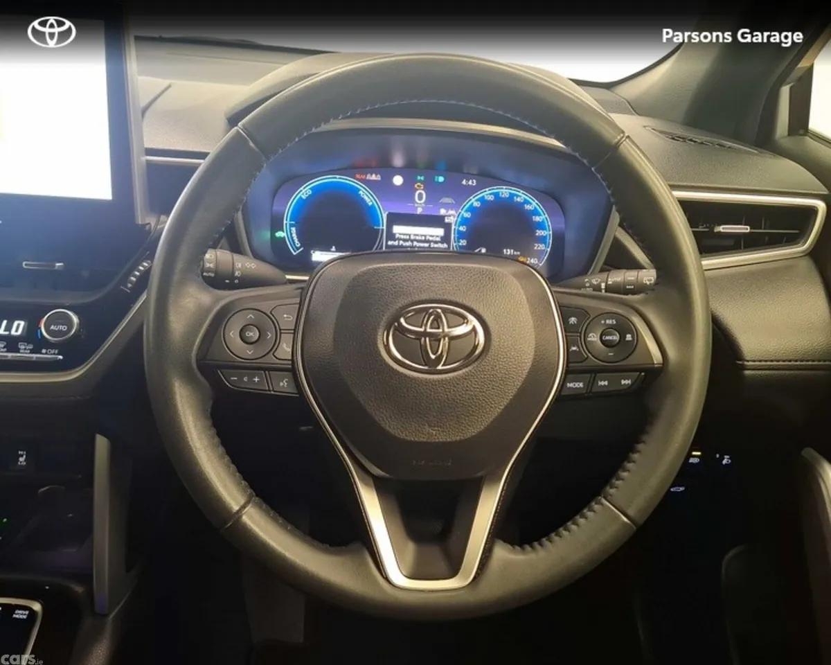 Toyota Corolla Cross Hatchback, Petrol Hybrid, 2024, Silver