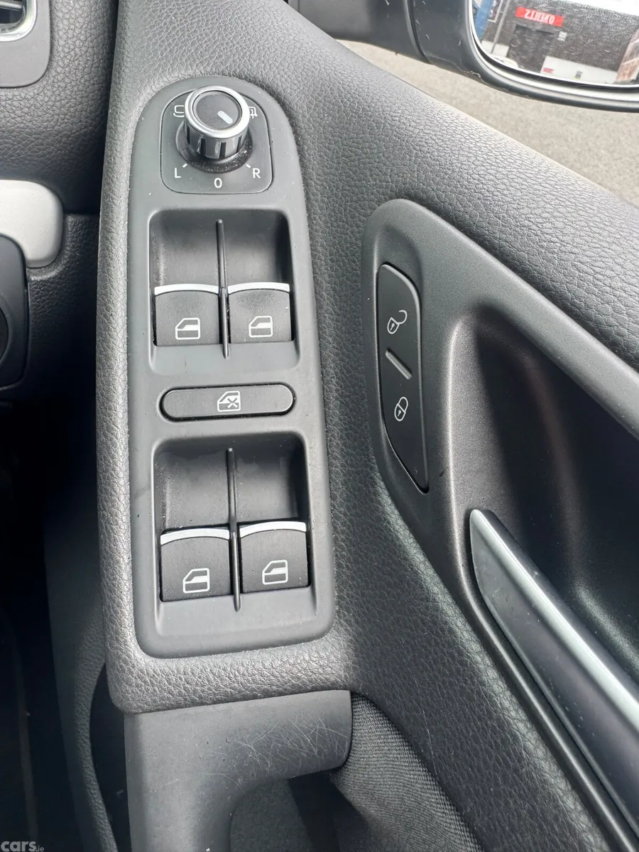Volkswagen Golf Hatchback, Petrol, 2012, Silver