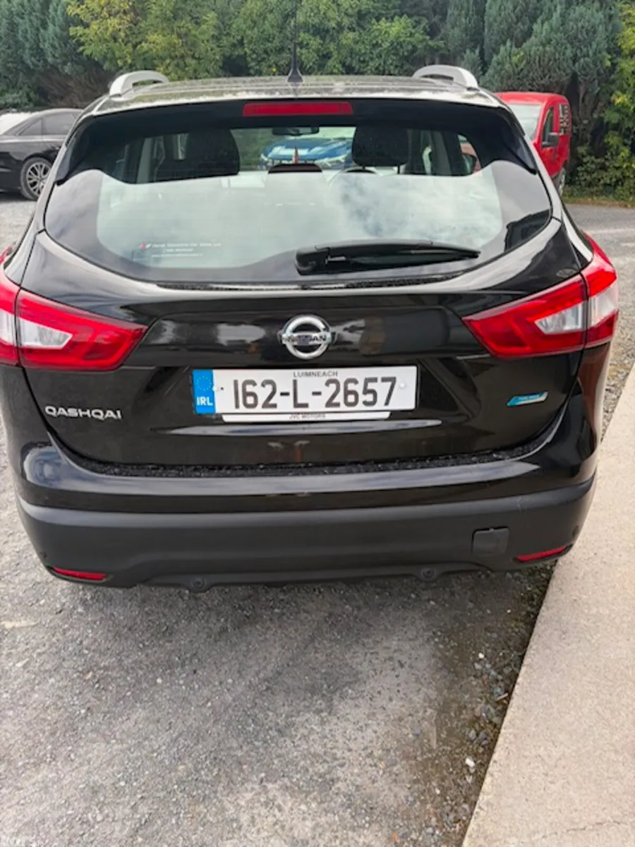 Nissan Qashqai Hatchback, Diesel, 2016, Black
