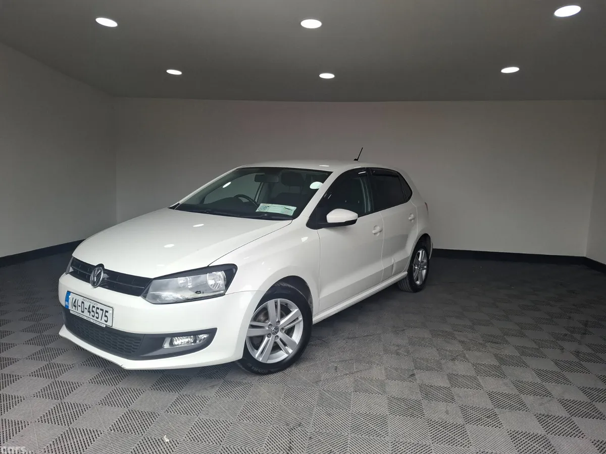 Volkswagen Polo Hatchback, Petrol, 2014, White