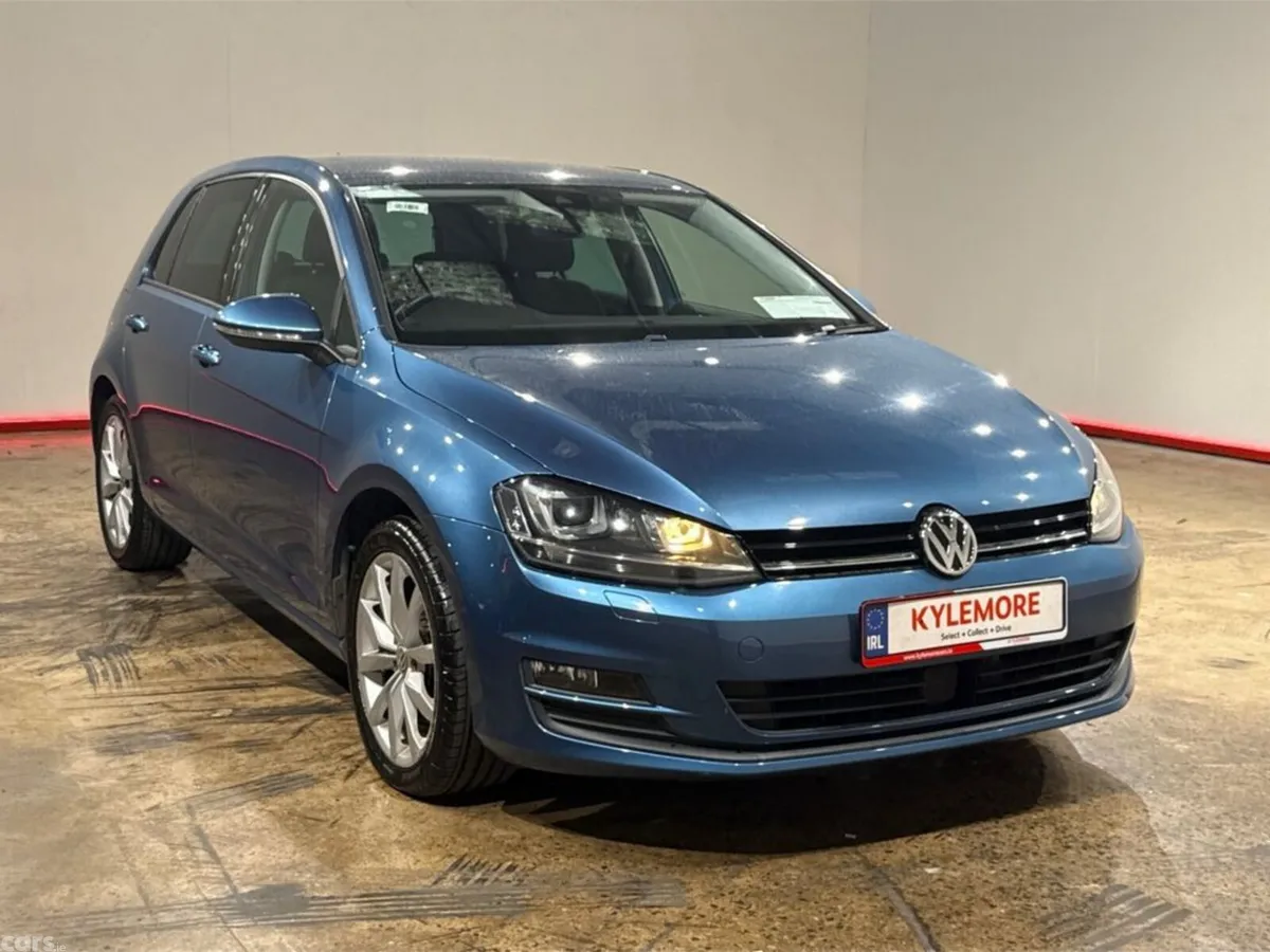 Volkswagen Golf Hatchback, Petrol, 2017, Blue