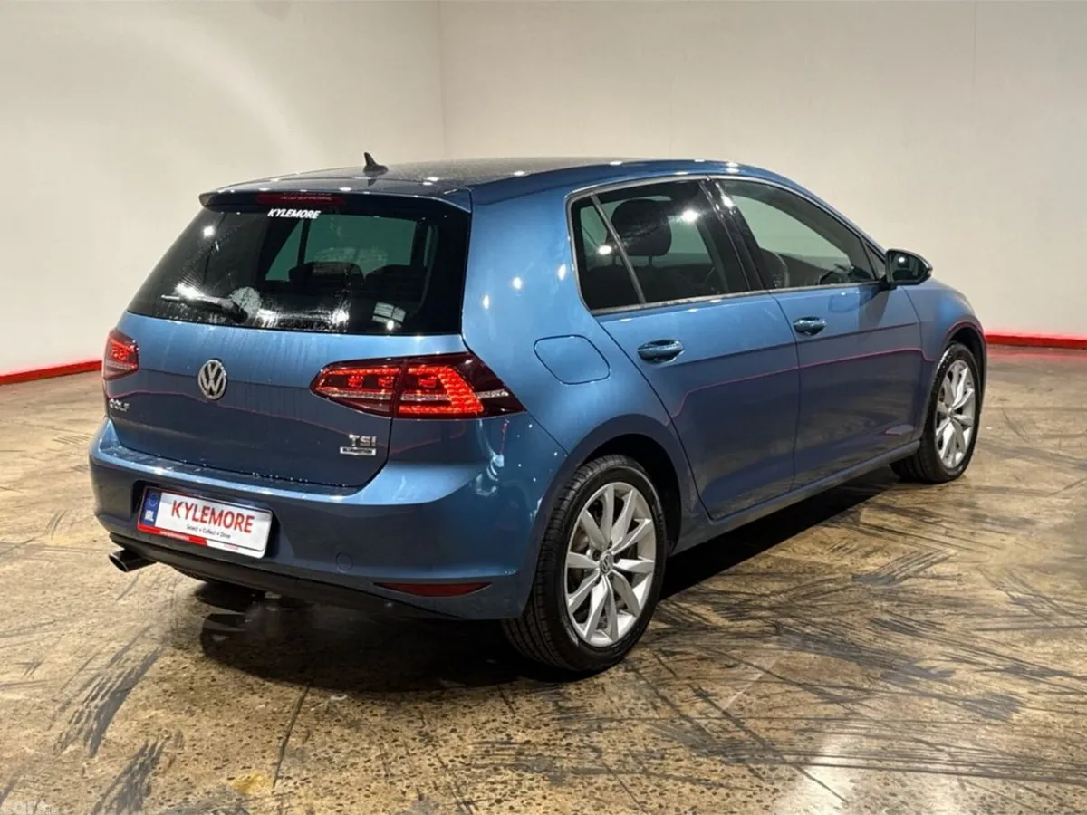 Volkswagen Golf Hatchback, Petrol, 2017, Blue