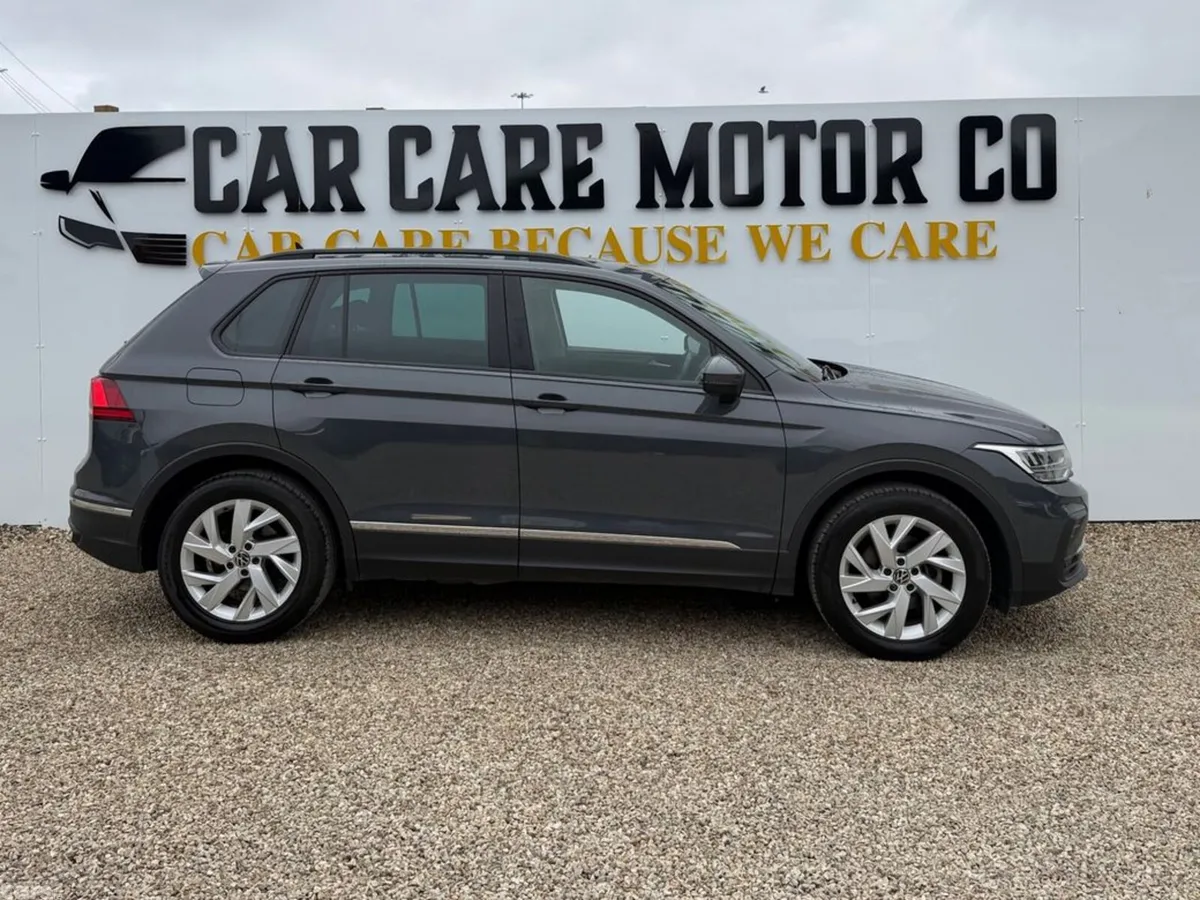 Volkswagen Tiguan SUV, Diesel, 2023, Grey