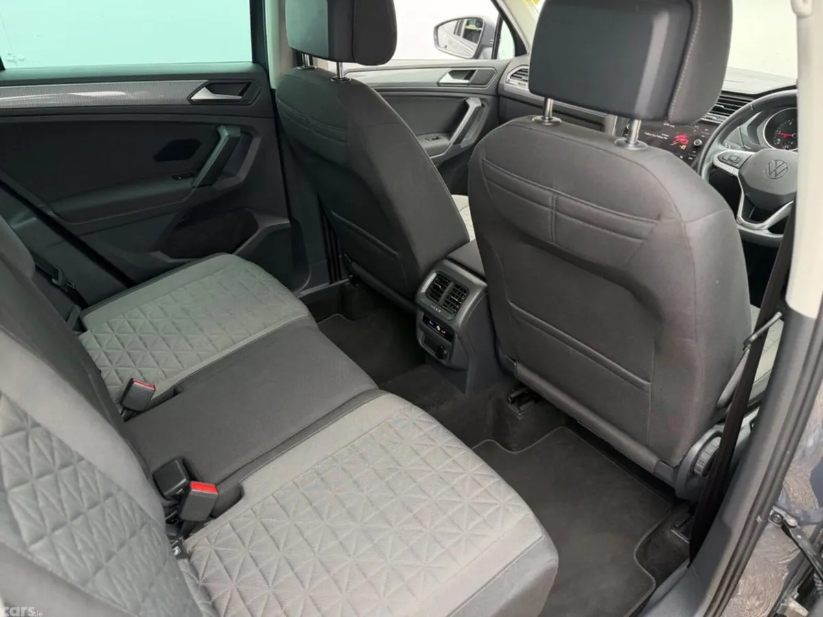Volkswagen Tiguan SUV, Diesel, 2023, Grey