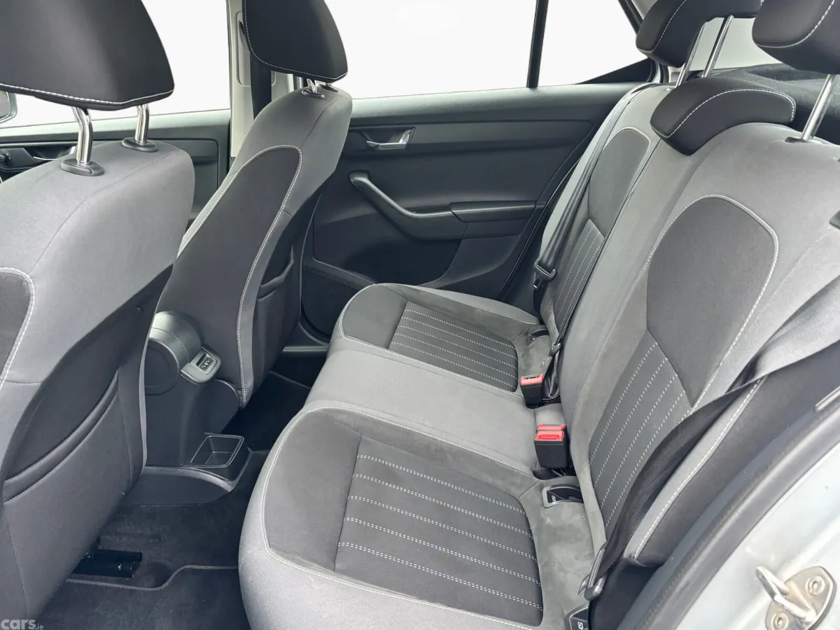 Skoda Fabia Hatchback, Petrol, 2019, Grey