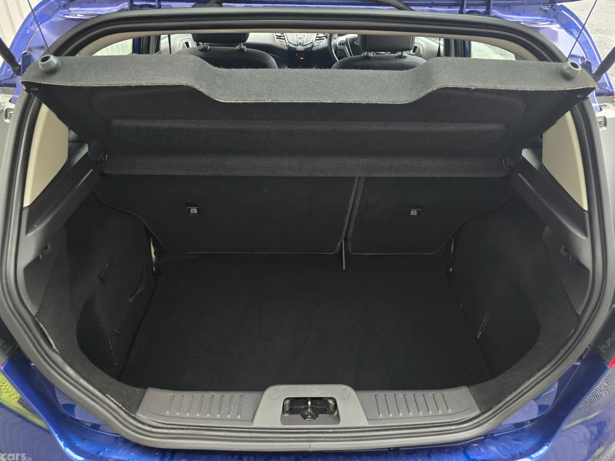 Ford Fiesta Hatchback, Petrol, 2015, Blue