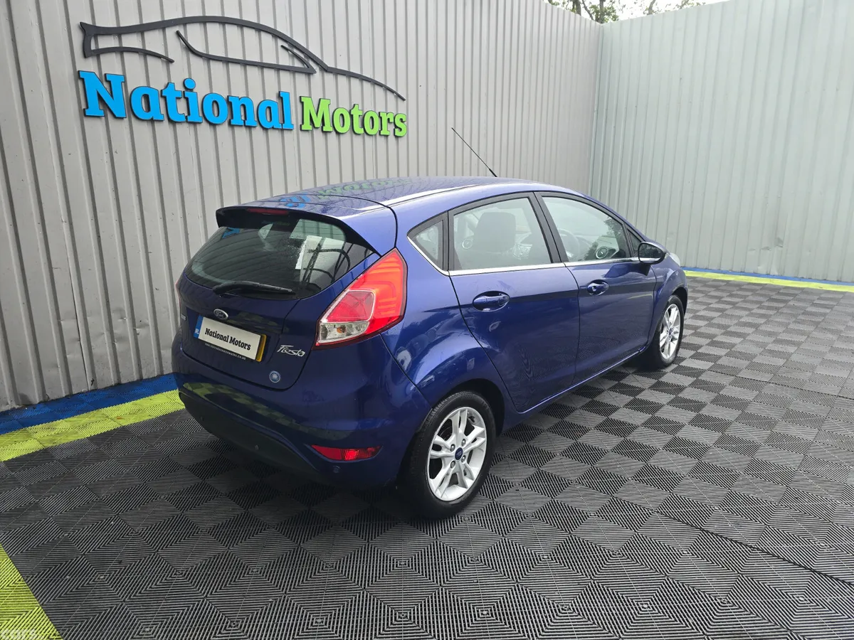 Ford Fiesta Hatchback, Petrol, 2015, Blue