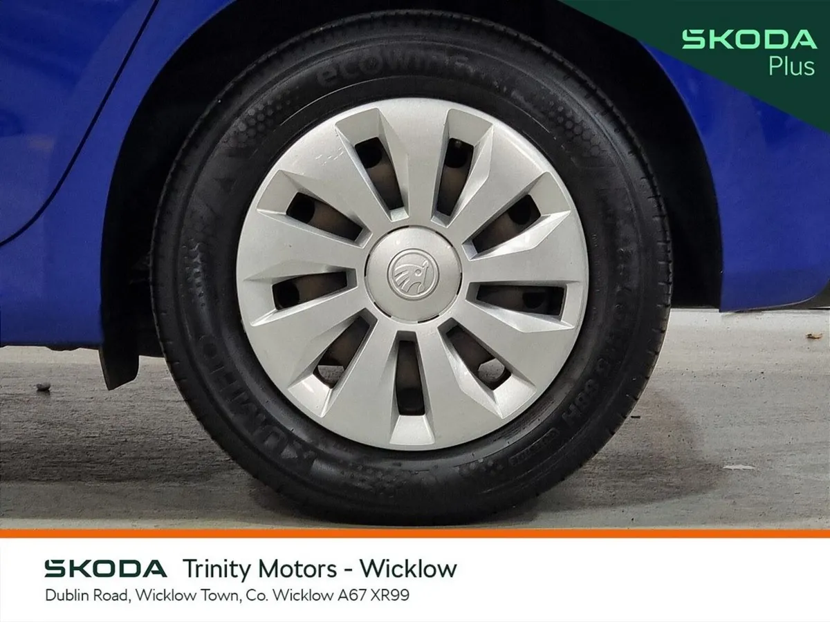 Skoda Fabia Hatchback, Petrol, 2023, Blue