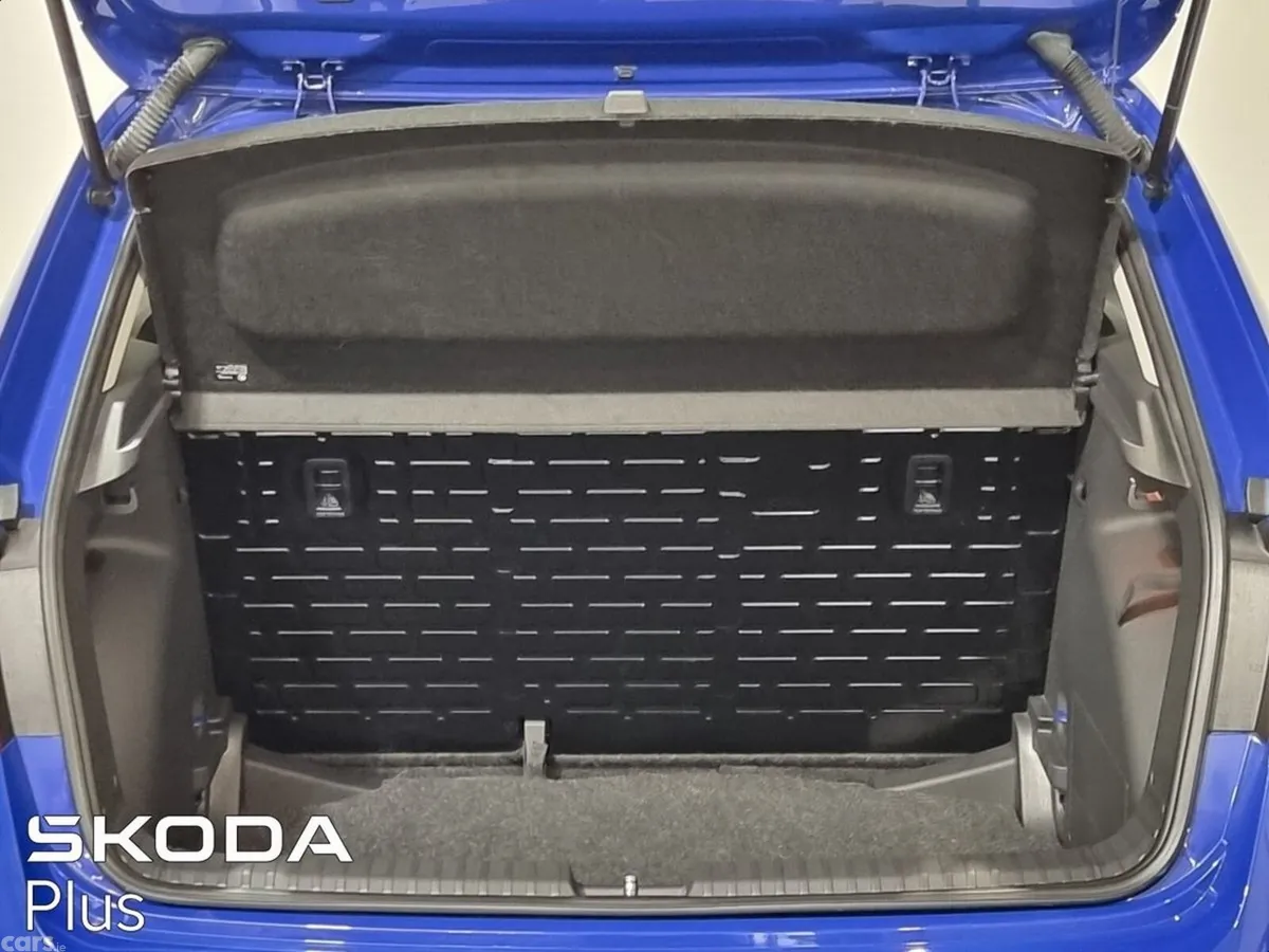 Skoda Fabia Hatchback, Petrol, 2023, Blue