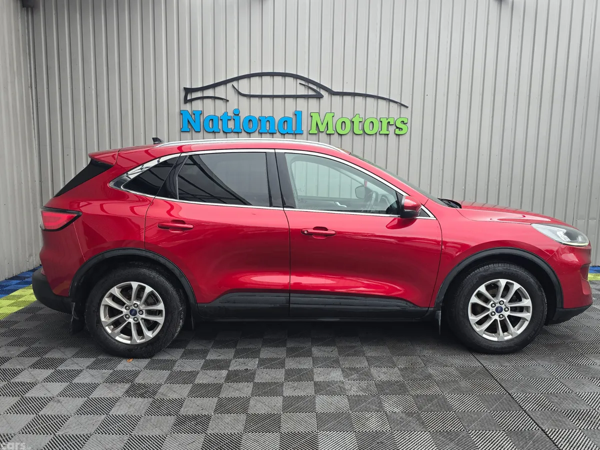 Ford Kuga SUV, Diesel, 2020, Red
