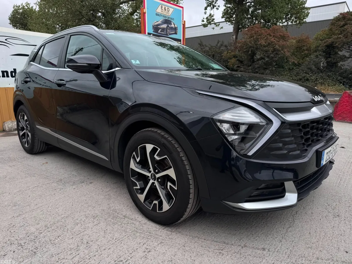 Kia Sportage SUV, Diesel Hybrid, 2023, Black