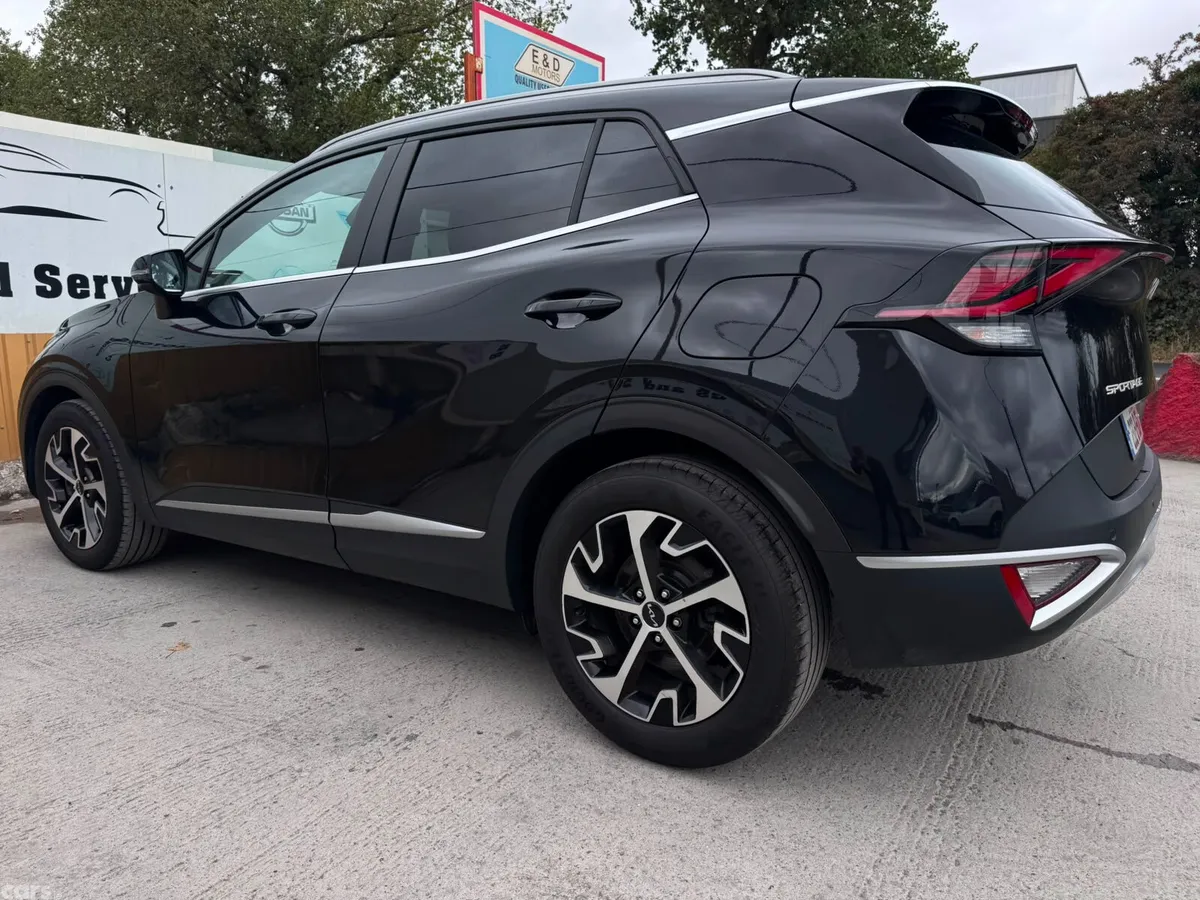 Kia Sportage SUV, Diesel Hybrid, 2023, Black