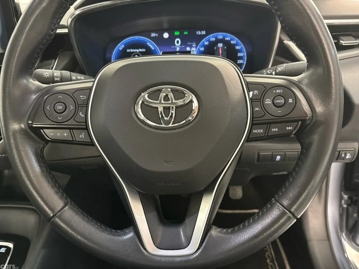 Toyota Corolla Saloon, Petrol Hybrid, 2023, Grey