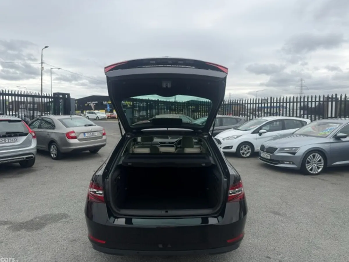 Skoda Superb Saloon, Diesel, 2018, Black