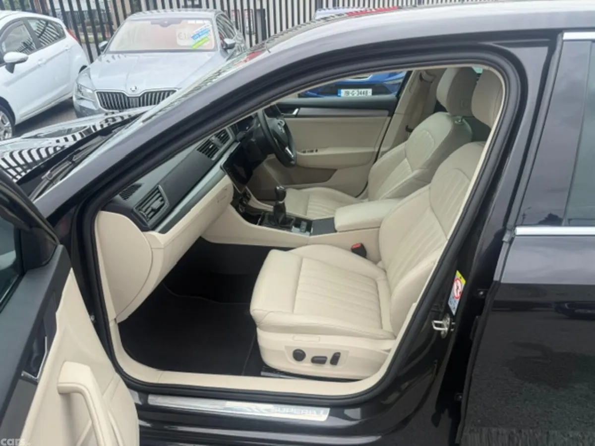 Skoda Superb Saloon, Diesel, 2018, Black