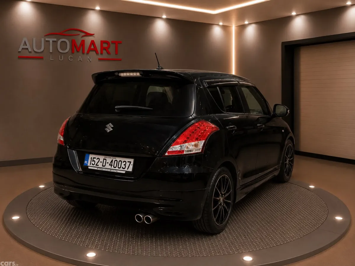 Suzuki Swift Hatchback, Petrol, 2015, Black