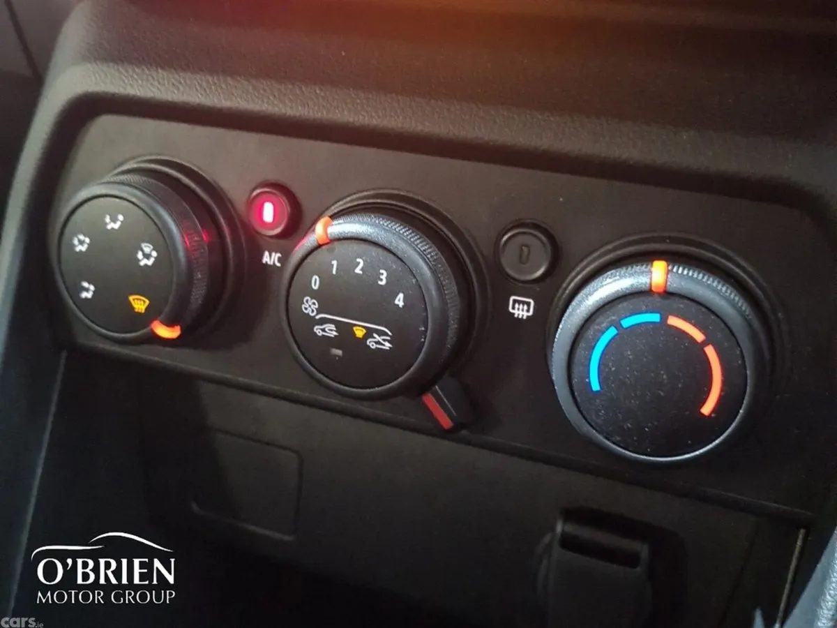 Dacia Sandero Stepway Hatchback, Petrol, 2024, Blue