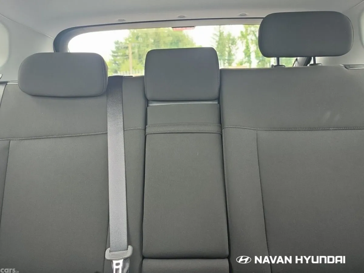 Hyundai KONA MPV, Petrol, 2026, White