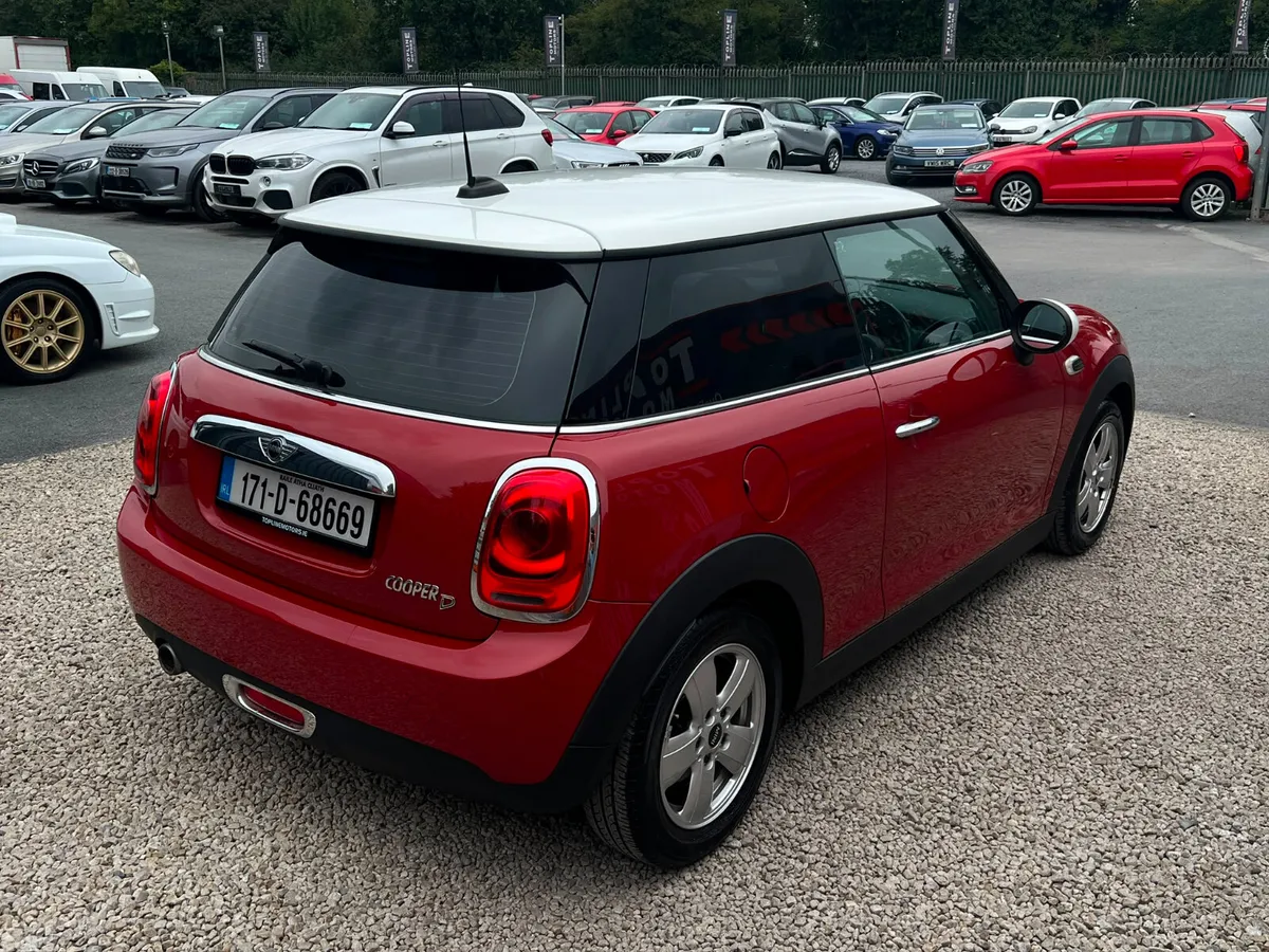 Mini Mini Hatchback, Diesel, 2017, Red