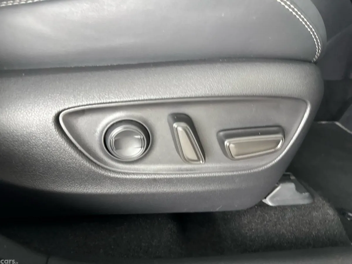 Toyota RAV4 SUV, Petrol Hybrid, 2024, Black