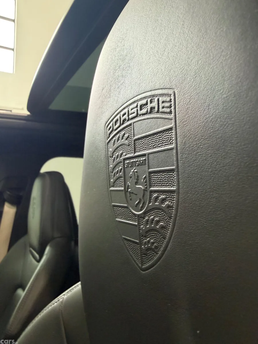 Porsche Cayenne SUV, Petrol Plug-in Hybrid, 2023, Black