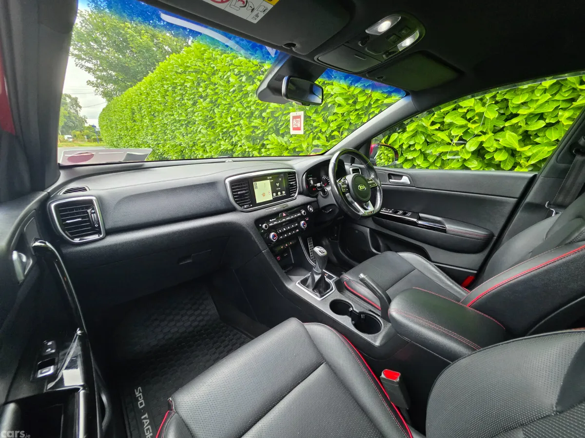 Kia Sportage SUV, Diesel, 2019, Red