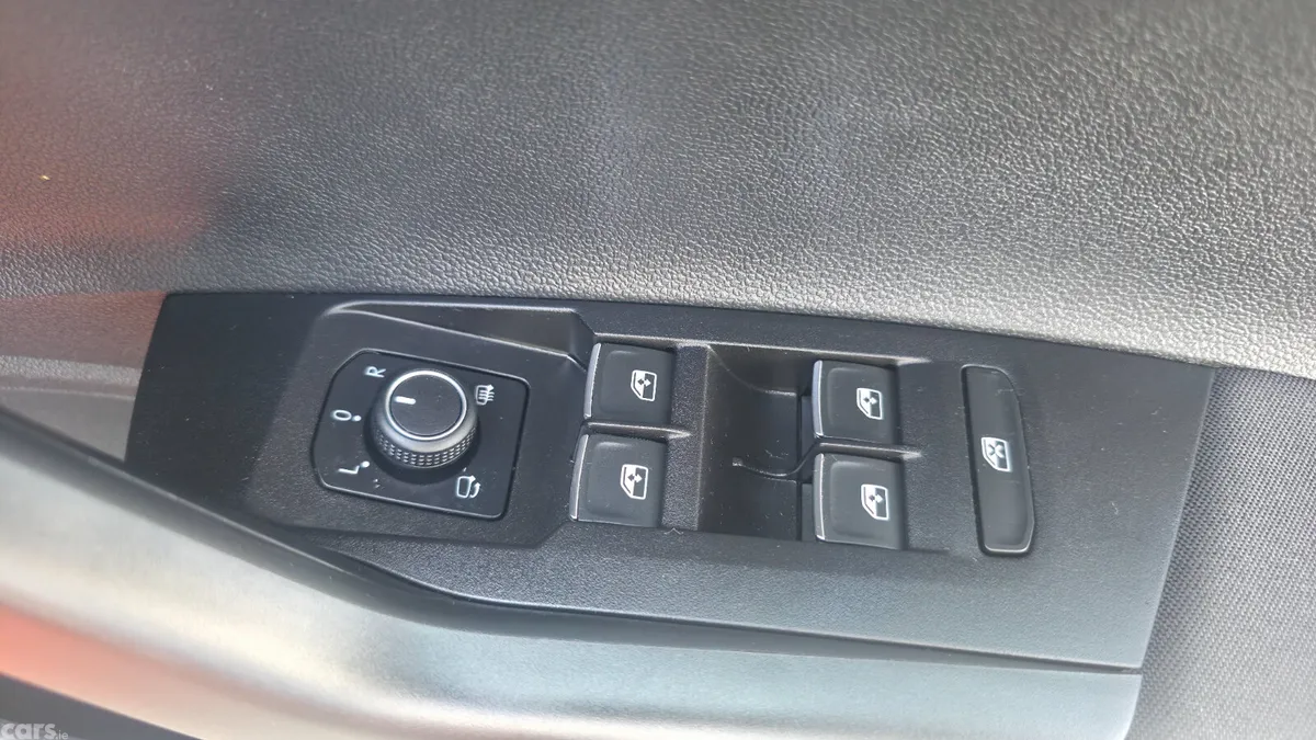 Volkswagen Polo Hatchback, Petrol, 2021, Orange