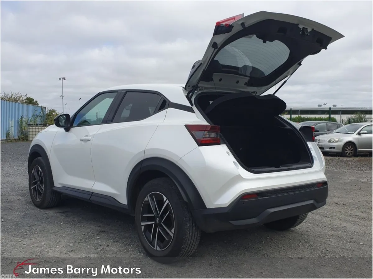 Nissan Juke SUV, Petrol, 2024, White