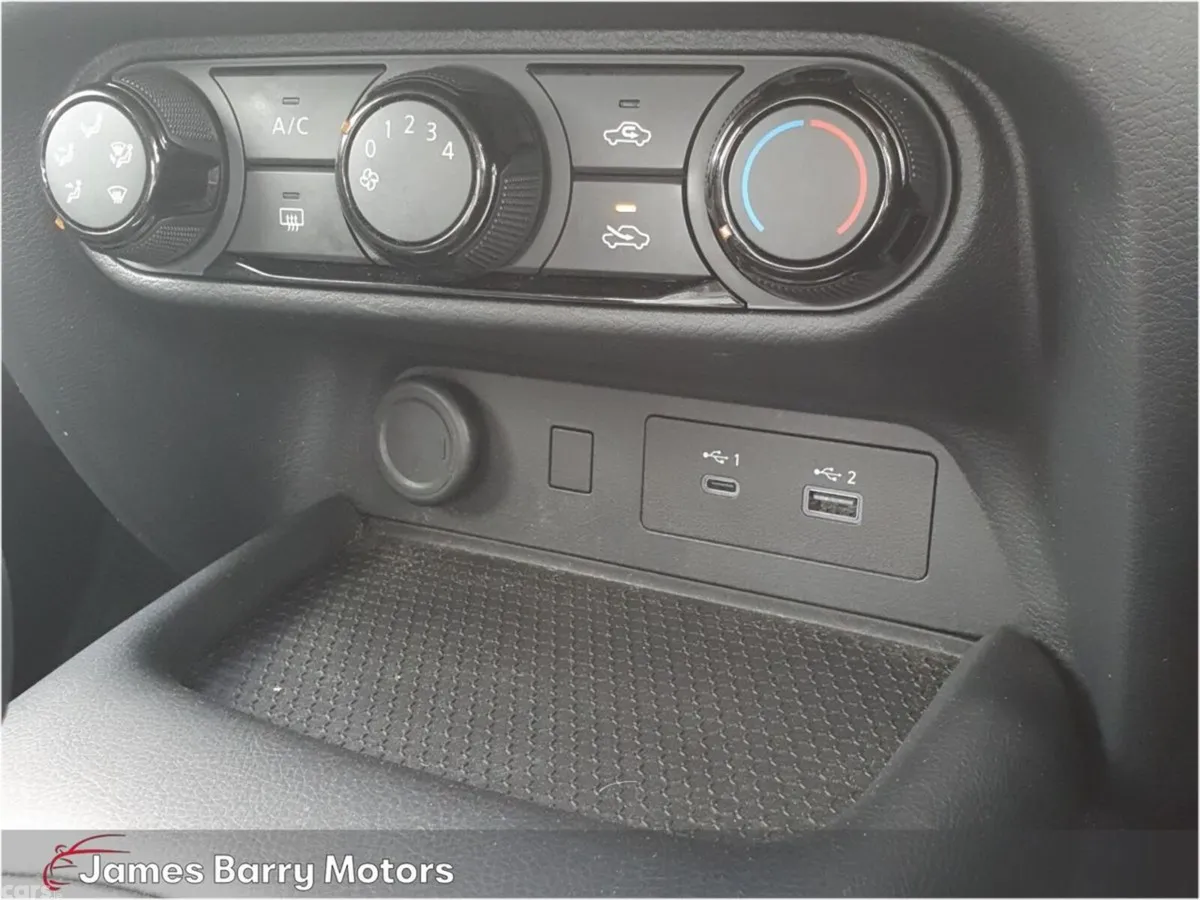 Nissan Juke SUV, Petrol, 2024, Grey