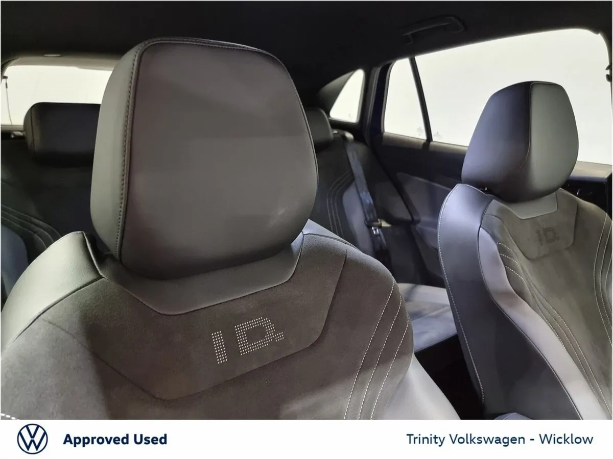 Volkswagen ID.4 Estate, Electric, 2026, Blue