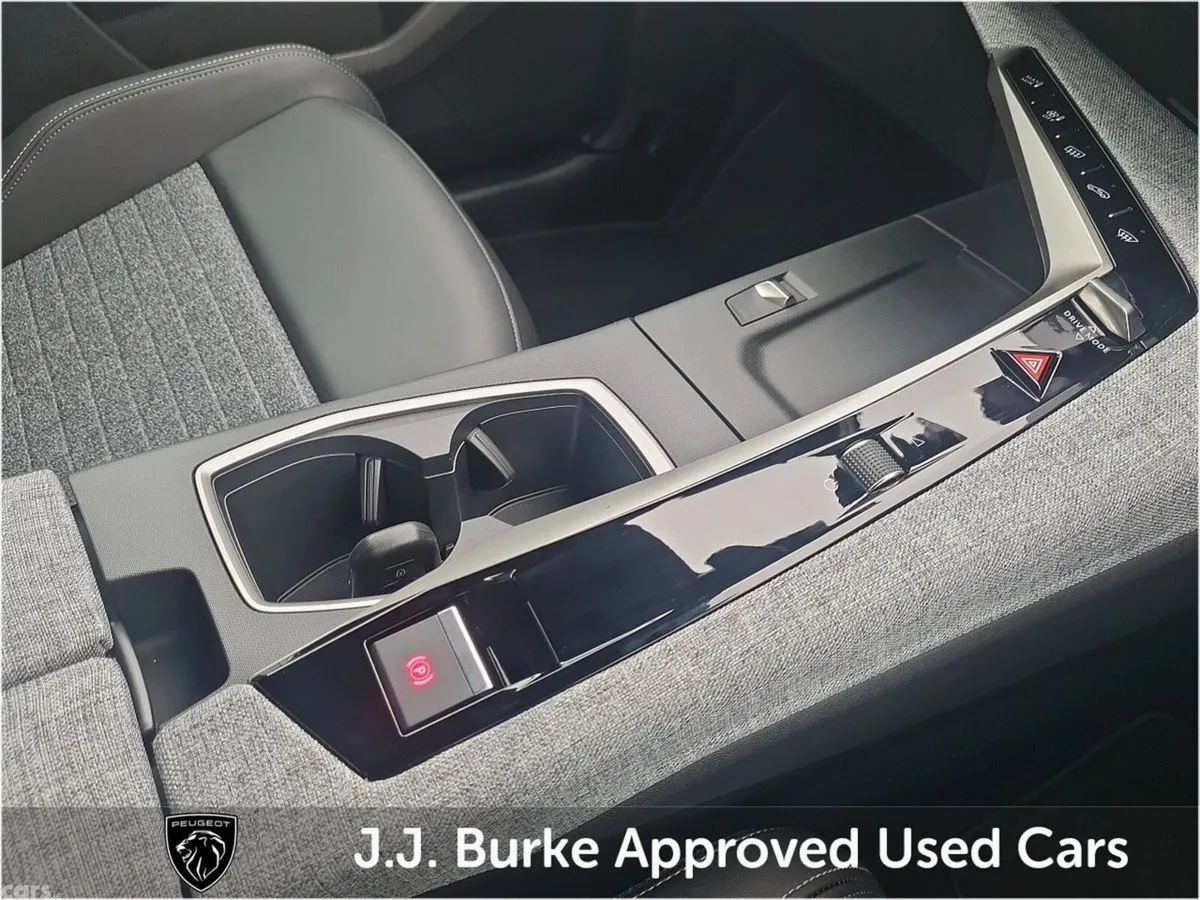 Peugeot 3008 SUV, Petrol Hybrid, 2026, Black