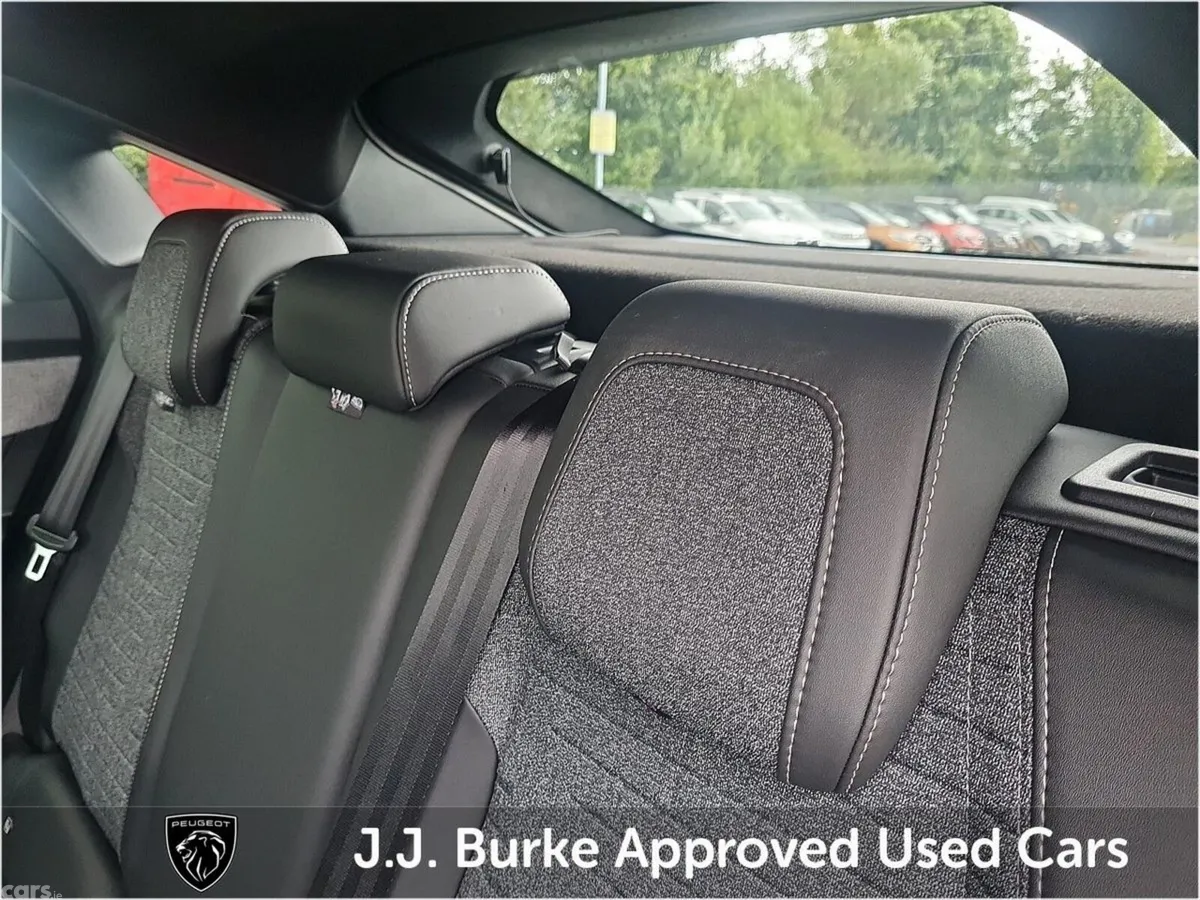 Peugeot 3008 SUV, Petrol Hybrid, 2026, Black