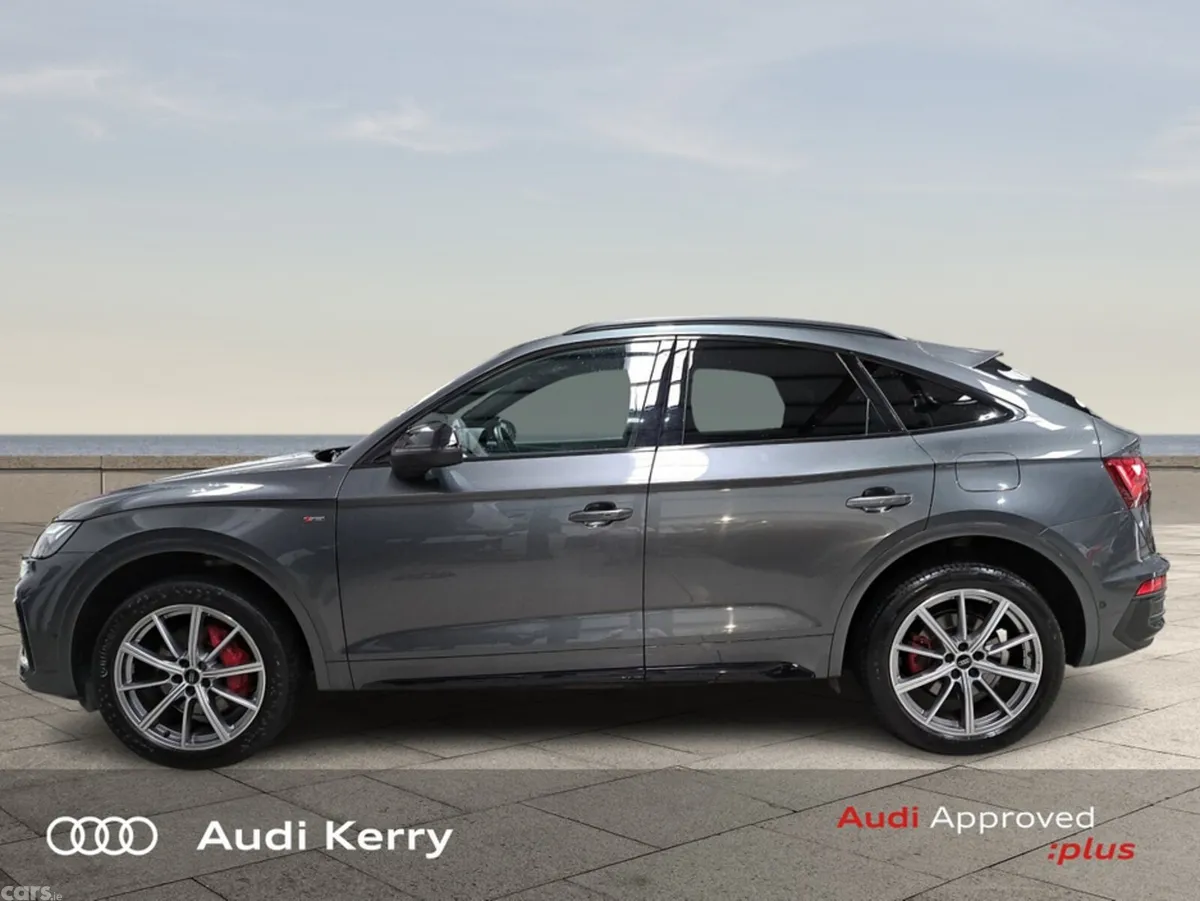 Audi Q5 Hatchback, Petrol Plug-in Hybrid, 2023, Grey