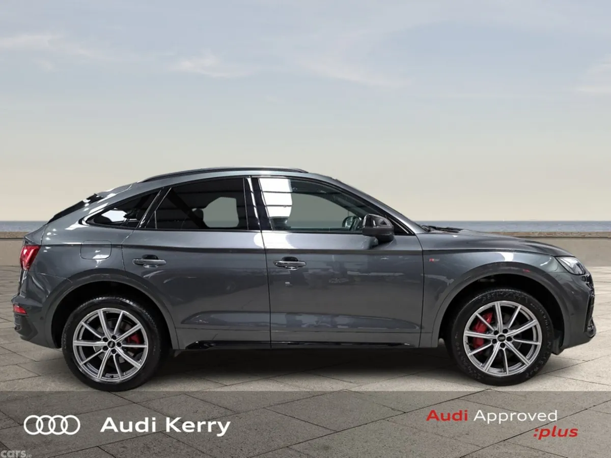 Audi Q5 Hatchback, Petrol Plug-in Hybrid, 2023, Grey