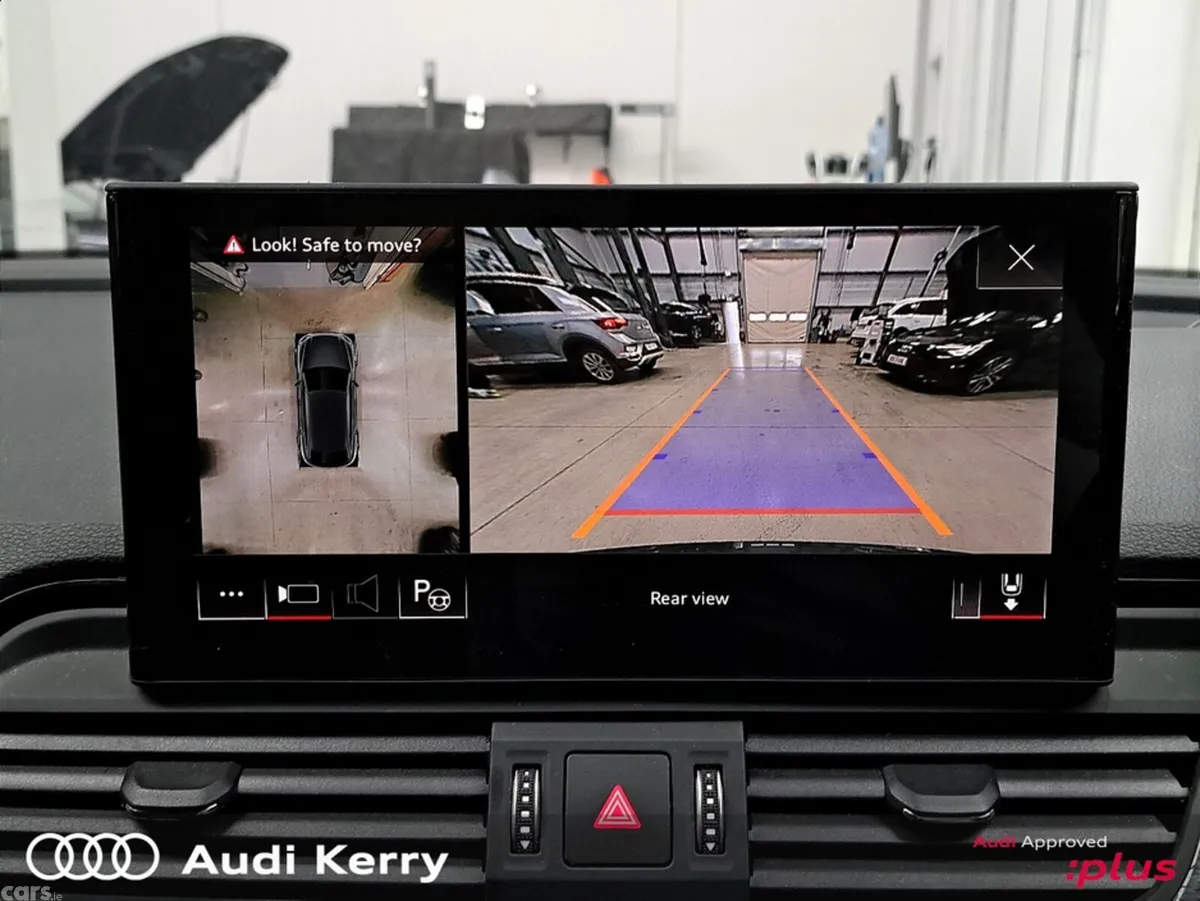 Audi Q5 Hatchback, Petrol Plug-in Hybrid, 2023, Grey
