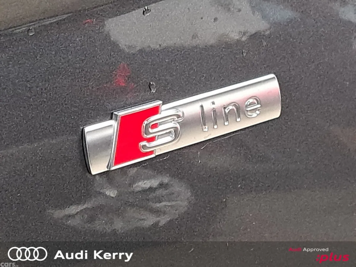Audi Q5 Hatchback, Petrol Plug-in Hybrid, 2023, Grey