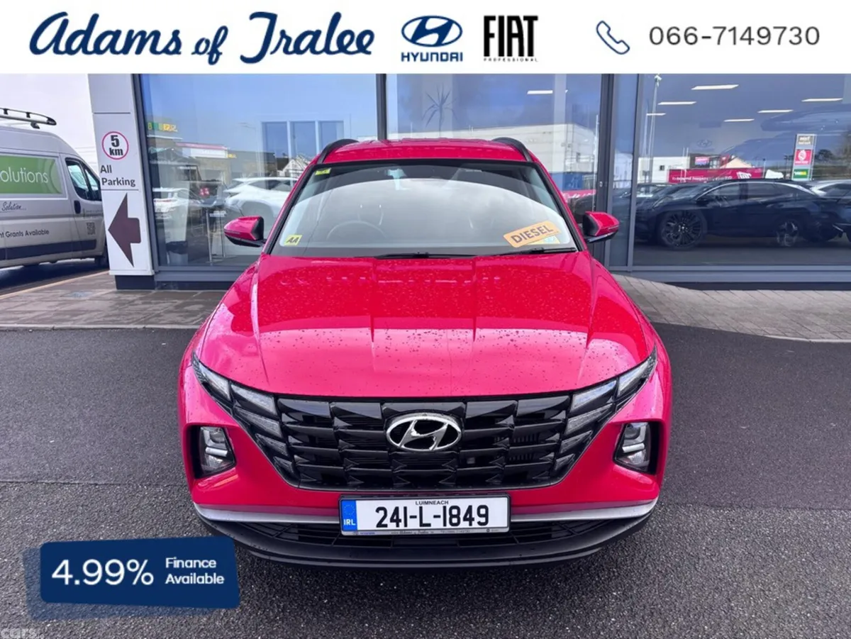 Hyundai Tucson MPV, Diesel, 2024, Red