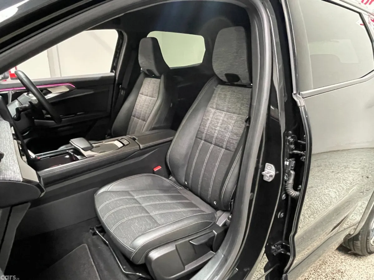 Renault Austral SUV, Petrol, 2024, Black