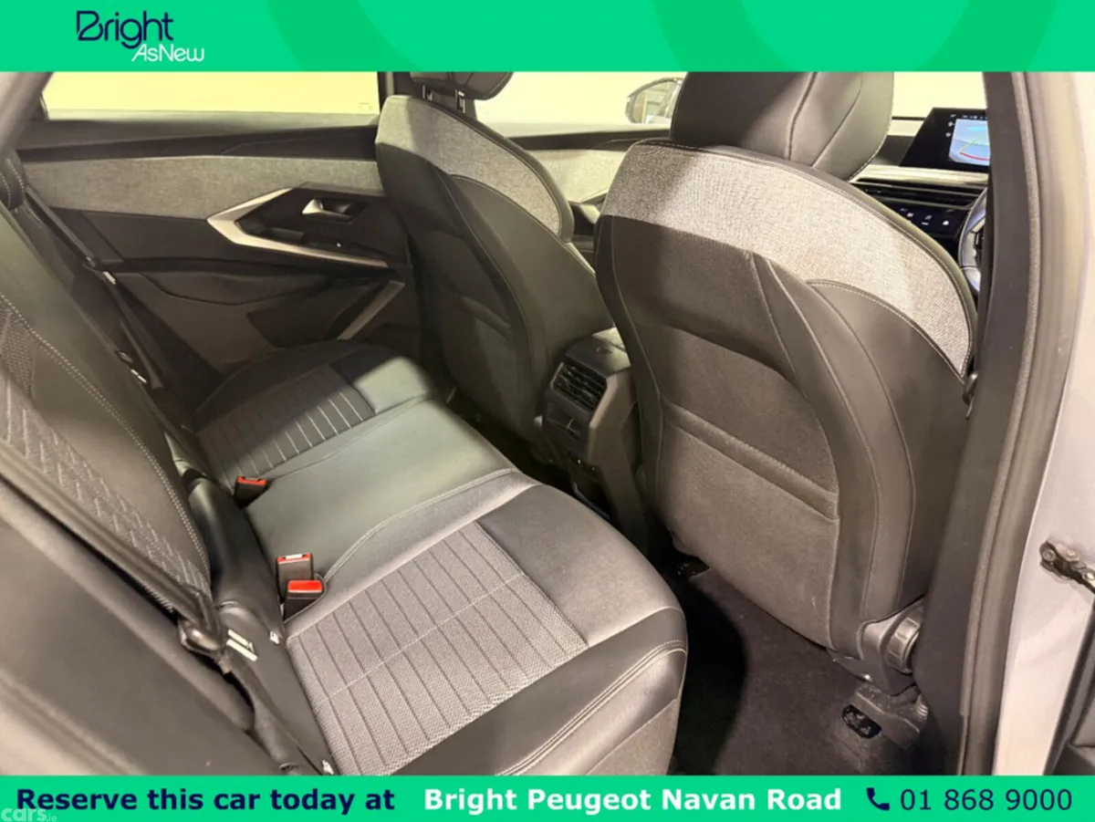 Peugeot 3008 MPV, Petrol Hybrid, 2024, Grey