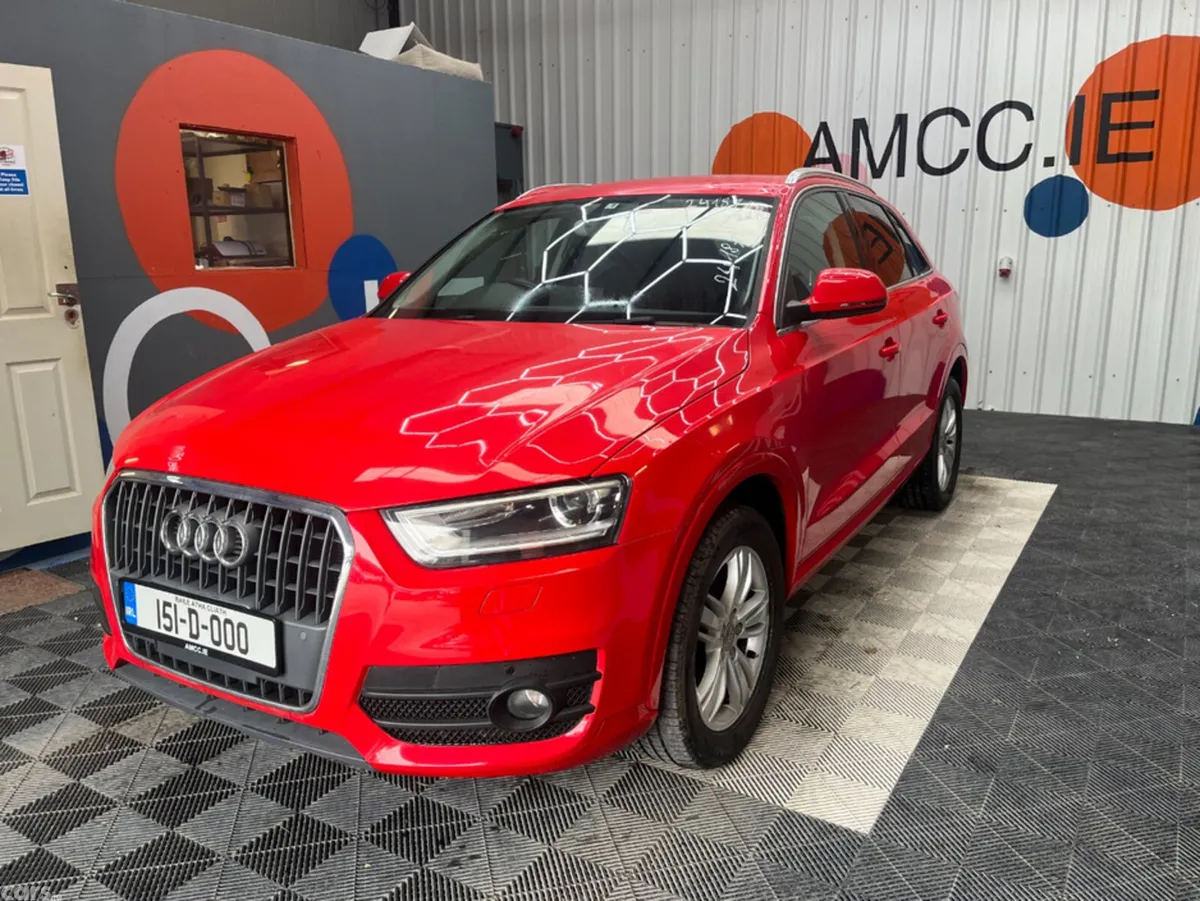 Audi Q3 SUV, Petrol, 2015, Red