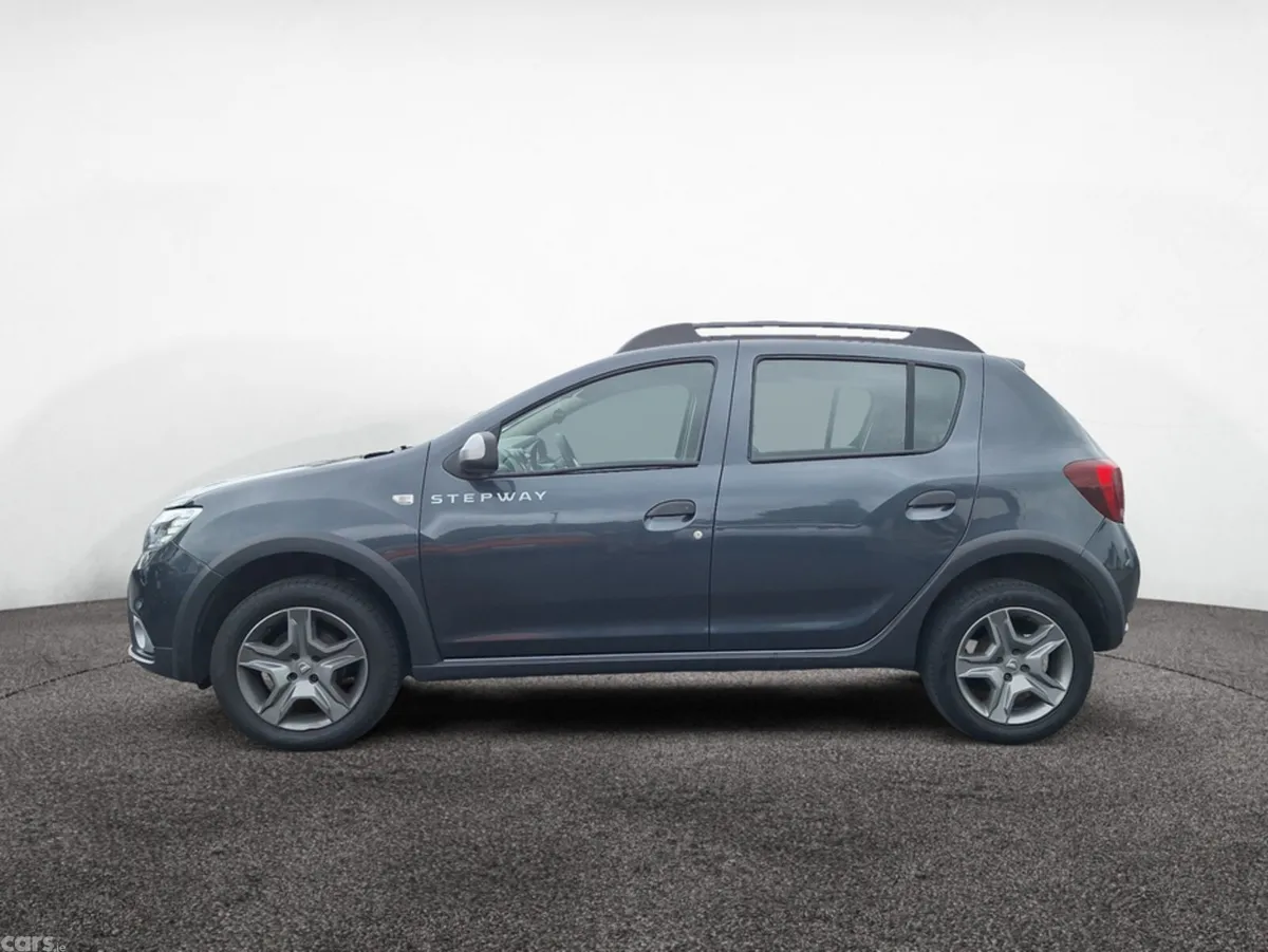 Dacia Sandero Hatchback, Diesel, 2021, Grey