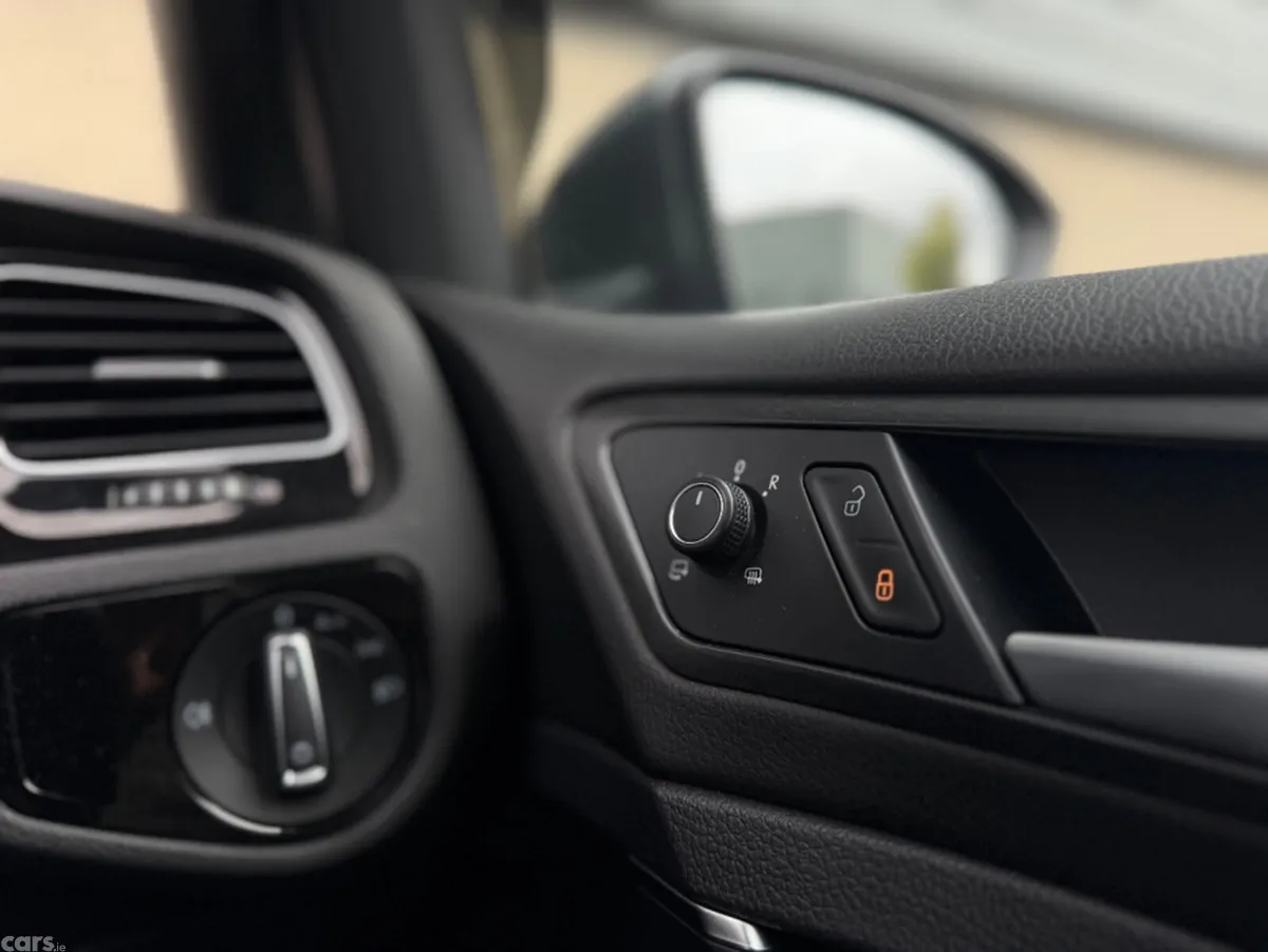 Volkswagen Golf Hatchback, Petrol Plug-in Hybrid, 2017, Grey