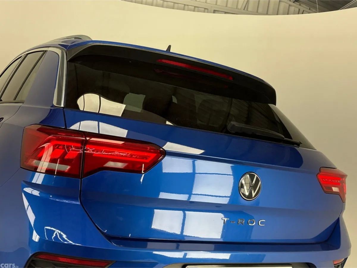 Volkswagen T-Roc Estate, Petrol, 2022, Blue
