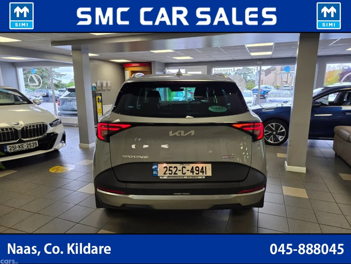 Kia Sportage MPV, Diesel, 2025, Grey