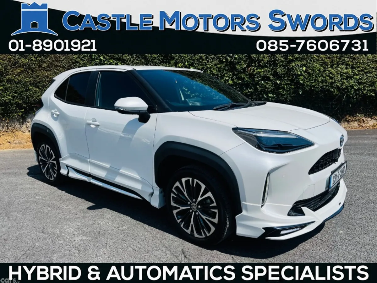 Toyota Yaris Cross SUV, Petrol Hybrid, 2023, White